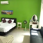 Villa Happy N Joy Pool Near Jomtien On Thepprasit Road