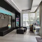 By Dee @Jomtien