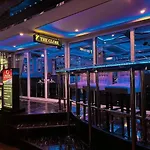 The Globe Hotel, Bar & Restaurant Pattaya