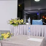 Stay Resort Pattaya โรงแรม 3*