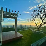 Unixx Sea View Pattaya