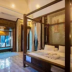 K2 Xanadu Pool Resort 4*