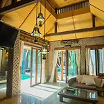 K2 Xanadu Pool Resort