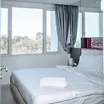 Vision Hotel