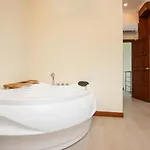 Pratamnak Luxury Resort Pattaya