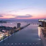 Aparthotel The Base By Mickey Pattaya