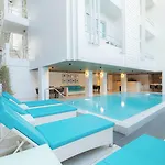 The One Cozy Living 4* Pattaya
