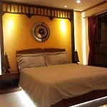 โรงแรม Dolphinplace 4*