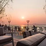 Dolphinplace โรงแรม 4*