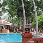 Safari Riviera Resort