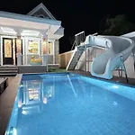 Villa Pool 3br Slide Karaoke *
