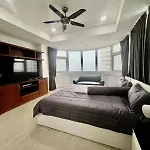 วันหยุดที่บ้าน Luxury With A Sea View Near Dongtan