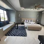 Boomvilla 2 Villa *