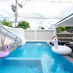 Villa Pool 3br Slide Karaoke