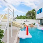 Villa Nine9 Luxury Poolvilla Walking Street 3 Bedrooms *