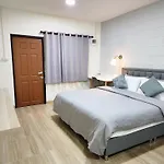 78's Hometel 101 Homestay *