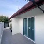 Na Kluea Pool Villa