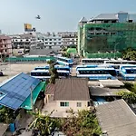 Full House 2br Near Bus Station North Holiday home Pattaya