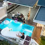 Villa Pool 3br Slide Karaoke *