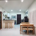 78's Hometel 103 Homestay