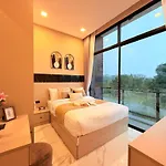 Chilla * Pattaya