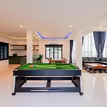 Pool * Bang Lamung