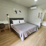 78\'S Hometel Pattaya 101