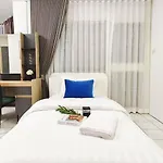 ## Friendly Space Townhouse Walking Street And 2km ## Pattaya