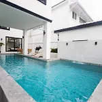 Lune&palm Pool Villa- 7 *