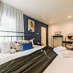 ## Friendly Space Townhouse Walking Street And 2km ##