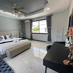 Boomvilla 2 Villa *