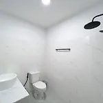 Saga Pool House 5br, 200m From