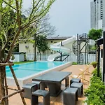 Villa Saga Pool House 5br, 200m From Pattaya