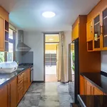 4 Bed Songthai - 5 Holiday home *
