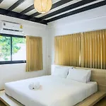 Villa Saga Pool House 5br, 200m From Pattaya
