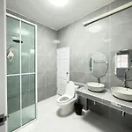 Pool 3br Slide Karaoke Villa Pattaya