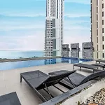 Apartment 2 Bedrooms With Coffee Machine,gym,rooftop Pool