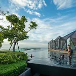 Edge Central Pattaya By Prop Hopper