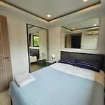 Arcadia Beach Continental