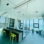 อพาร์ทเม้น The Base Luxury By Numam Pattaya