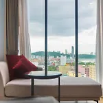 Edge Pattaya-luxury Downtown Escape Apartment
