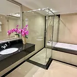 Lk Crystal Pattaya