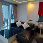 Grand Avenue Pattaya, 2bed 2baths, Pool-view 66sqm อพาร์ทเม้น *