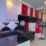Grand Avenue Pattaya, 2bed 2baths, Pool-view 66sqm