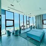 The Base Luxury By Numam อพาร์ทเม้น *