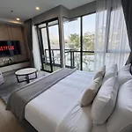 อพาร์ทเม้น The Panora - Luxury Pratumnak Jomtien *