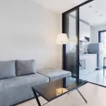 อพาร์ทเม้น Great Location, Walk To The And Pool Pattaya
