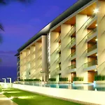 Beachfront Luxe With Pool Access And Terrace