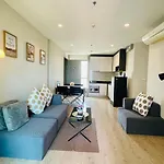 อพาร์ทเม้น The Base Luxury 2 Bed 2 Bathroomby Numam *