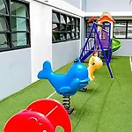 Laid Back Tropical Garden อพาร์ทเม้น